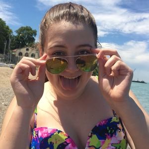 Meet your Posher, Katrina